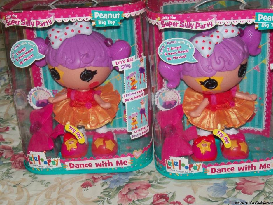 2 I sing and dance dolls, new still in container., 0
