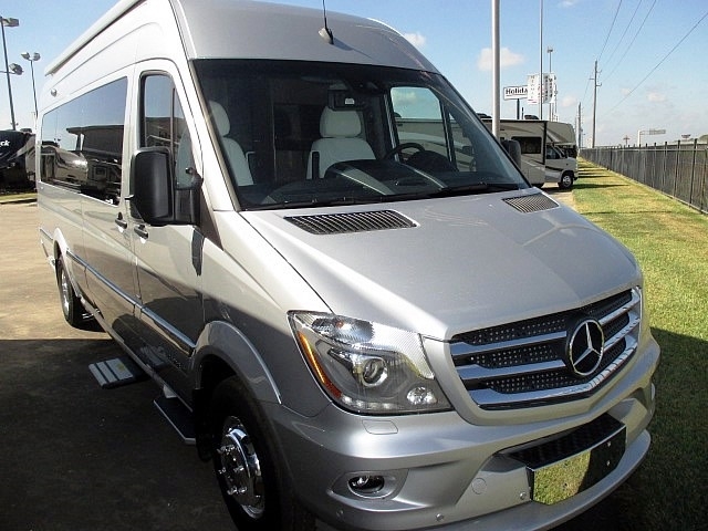 2017 Airstream INTERSTATE 3500 gt