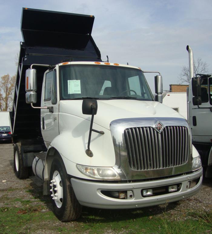 2006 International 8600  Dump Truck