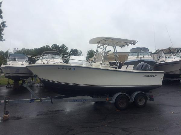 1996 Regulator 21 Center Console