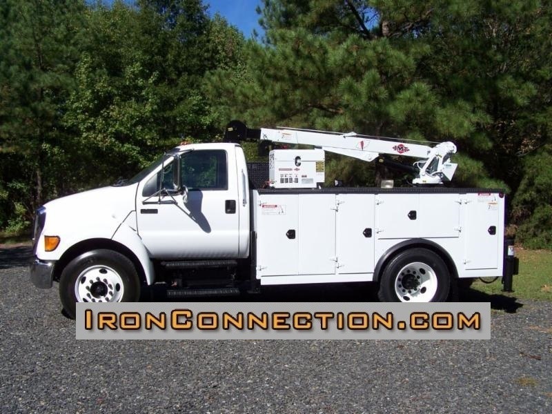 2006 Ford F650  Utility Truck - Service Truck