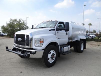 2017 Ford F-750  Water Truck