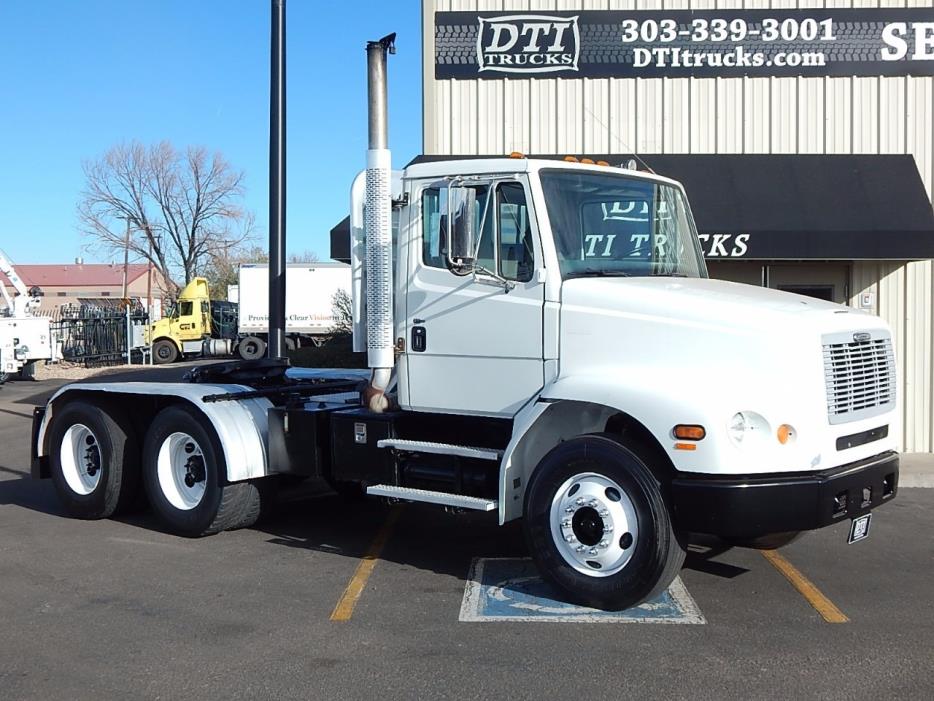 2004 Freightliner Fl112  Conventional - Day Cab