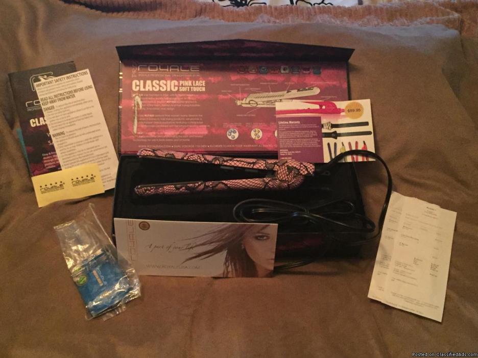 Pink lace Royale straightener, 0