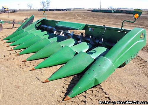 2005 John Deere 893 Corn Head, 0