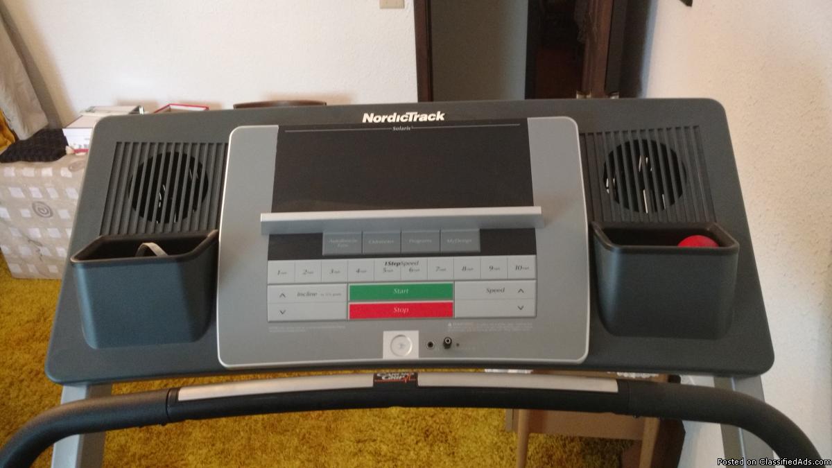 NordicTrack Solaris C2050 Treadmill, 1