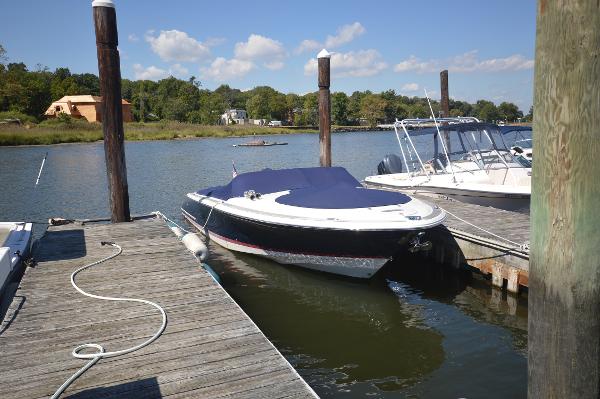 2012 Chris Craft 28 Launch