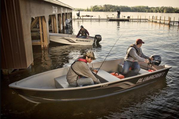 2017 Alumacraft T12V