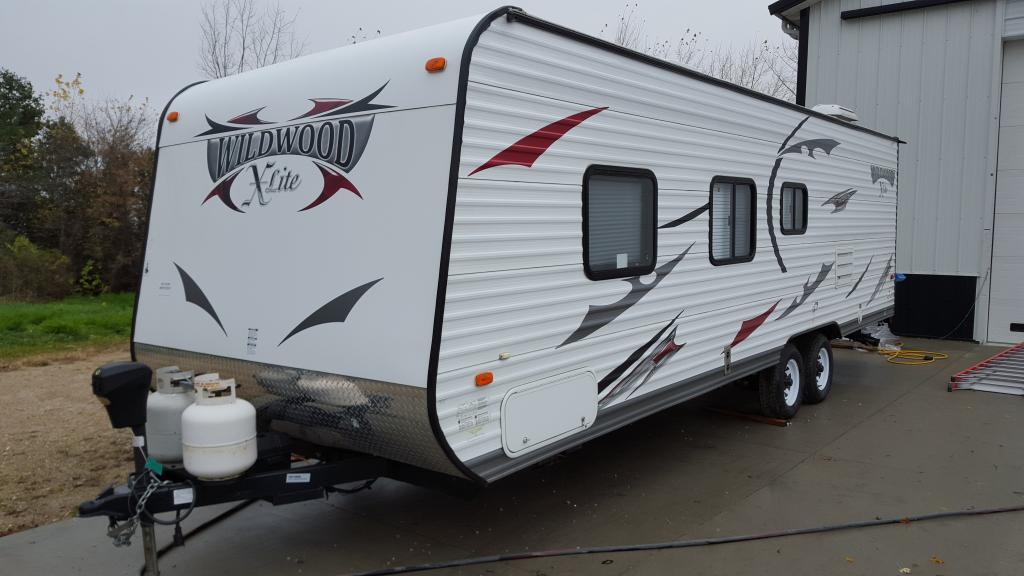 2013 Forest River Wildwood X-lite 261BH