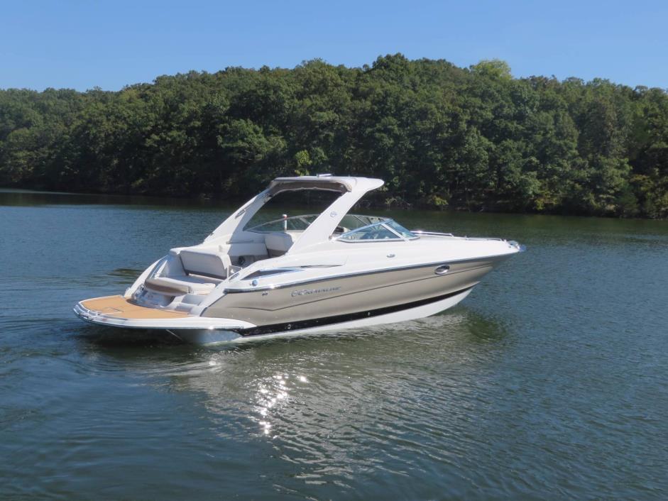 2017 Crownline 335SS