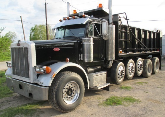 2007 Peterbilt 379  Dump Truck