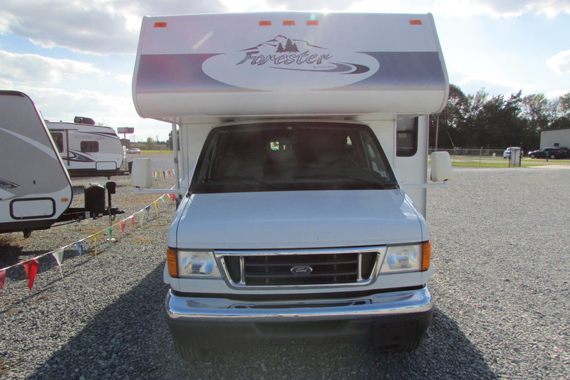 2006 Forest River Forester 3101 Class C Motorhome