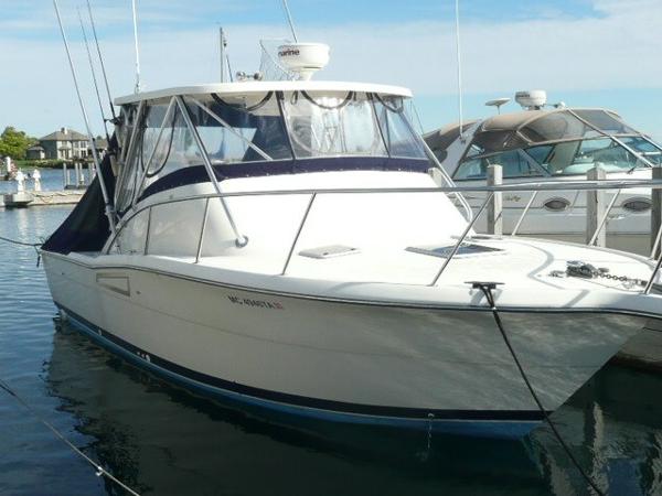 1995 Pursuit 3000 Offshore