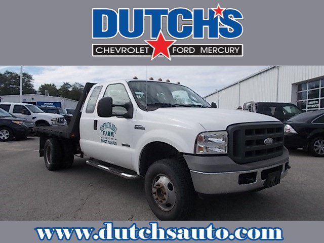 2005 Ford F350  Cab Chassis