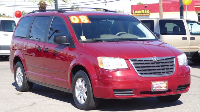 2008 Chrysler Town & Country 4dr Wagon LX