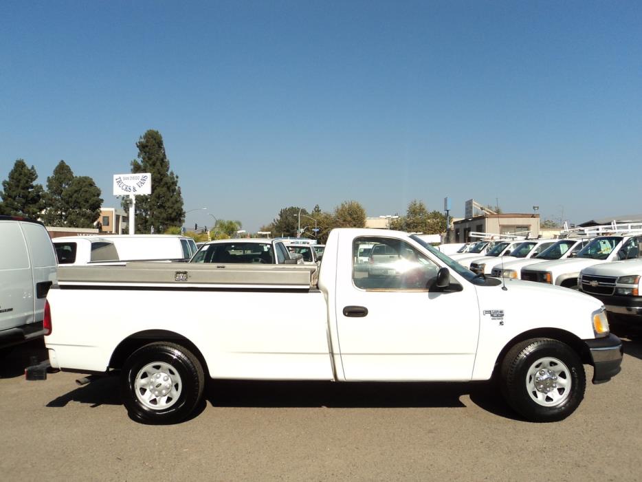 2001 Ford F150  Contractor Truck