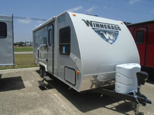 2017  Winnebago  Micro Minnie 2106DS