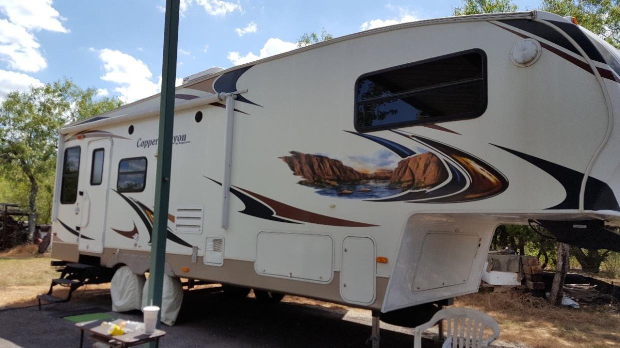 2011 Keystone COPPER CANYON 252FWRLS