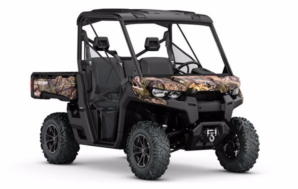 2017 Can-Am Defender XT HD10 - Break-Up Country