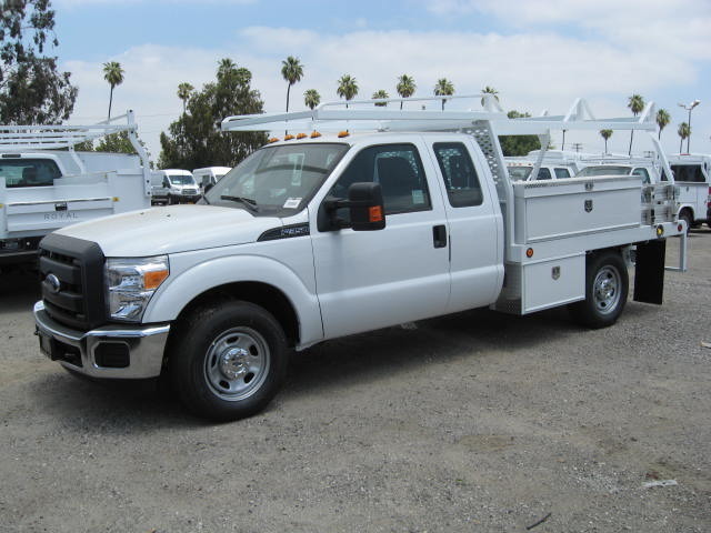 2015 Ford F350  Contractor Truck