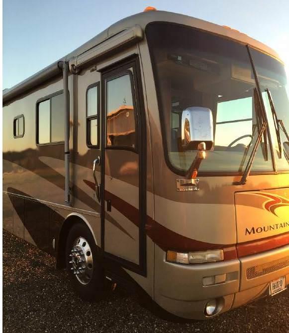 2003 Newmar Mountain Aire