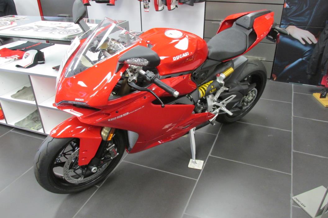 2015  Ducati  1299 Panigale S