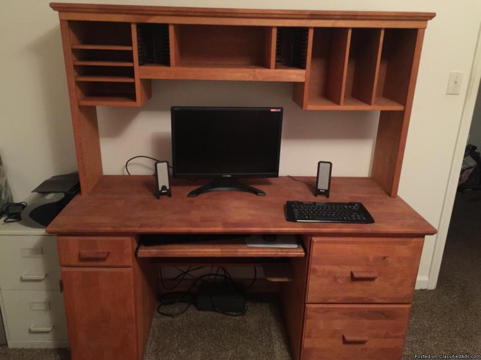 Solid Wooden Computer Desk