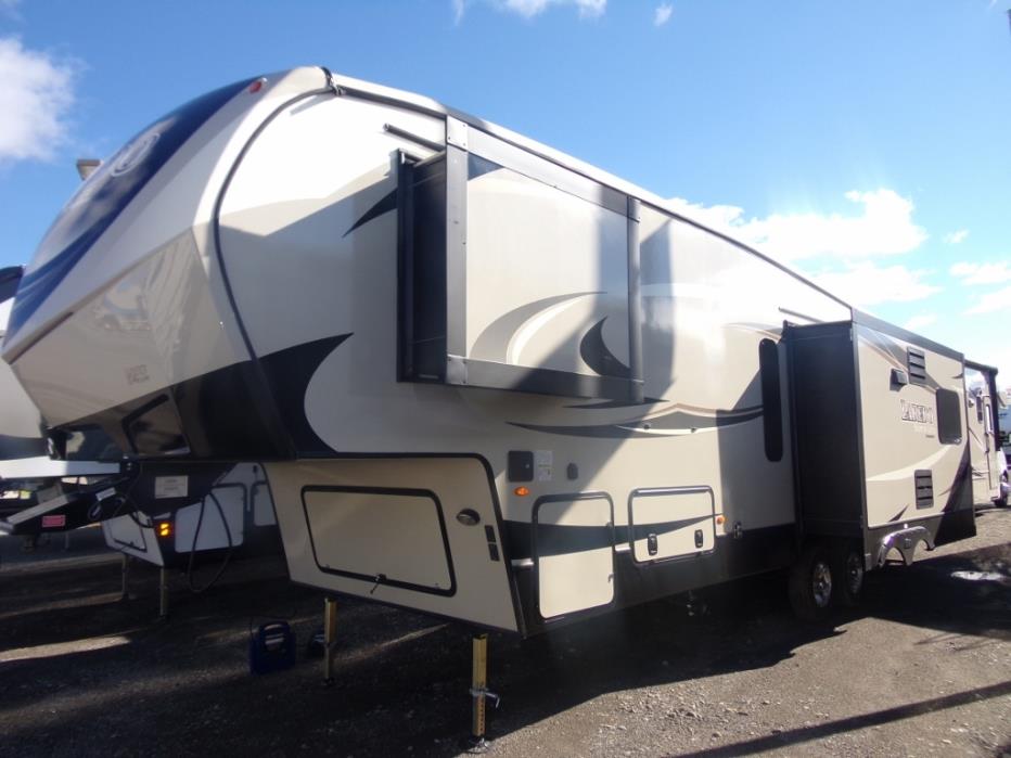 2017 Keystone Rv Company LAREDO 298SRL