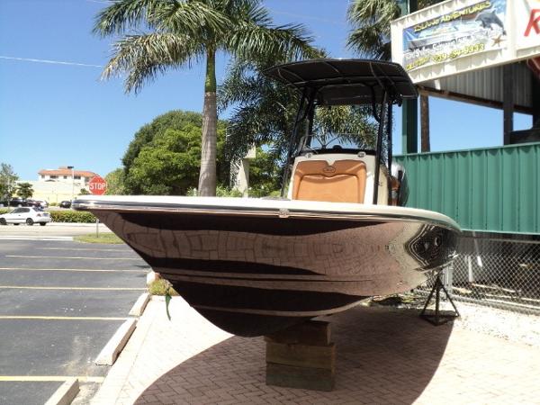 2017 Scout Boats 231 XS