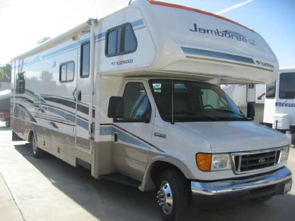 2006  Fleetwood  Jamboree GT 31W