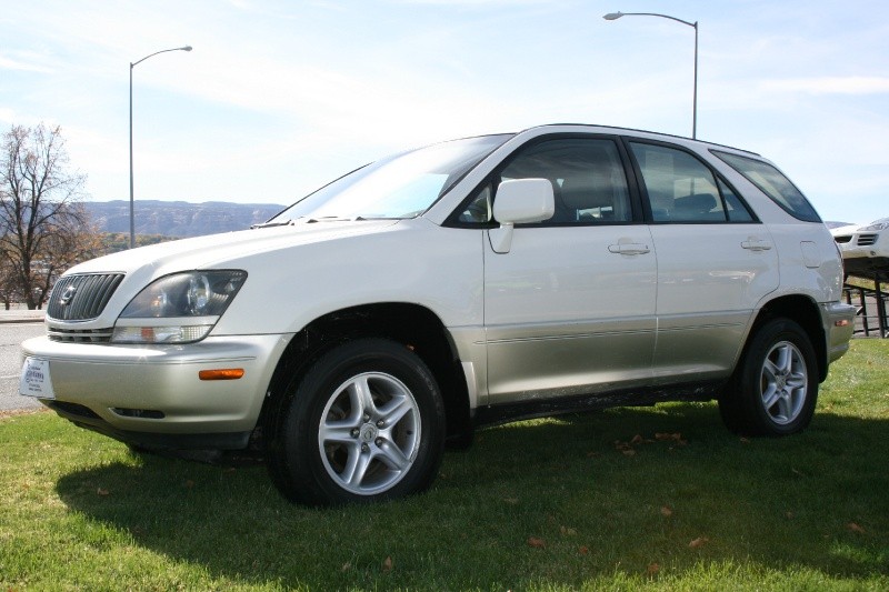 2000 LEXUS RX 300