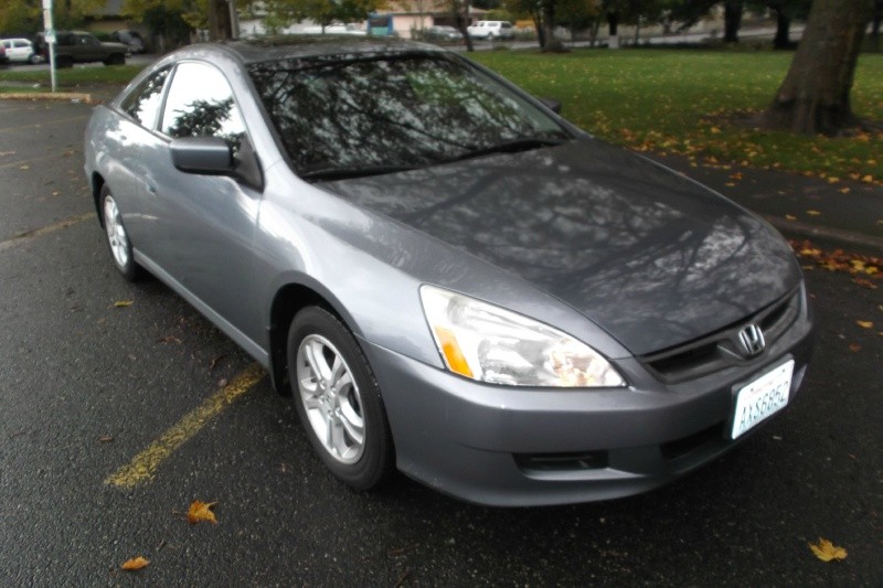 2007 LOW MILE Honda Accord EX-L V-TEC  Top of the line Clean title Drives perfect