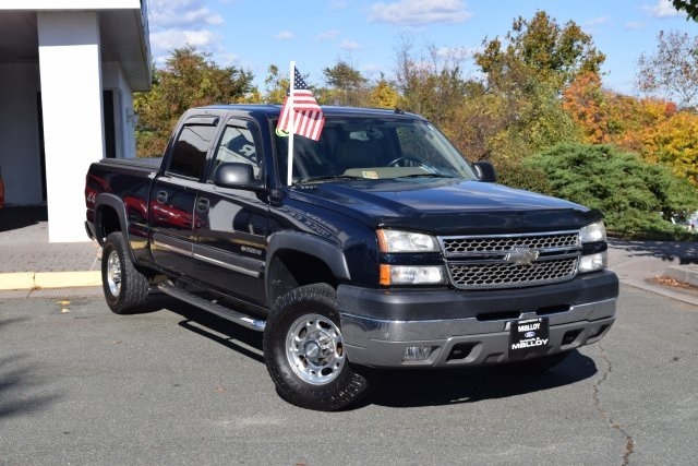 2005 Chevrolet Silverado 2500hd  Pickup Truck