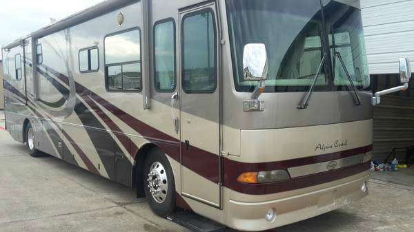 2003 Alpine Alpine Coach 37ft 3 Slide 400HP