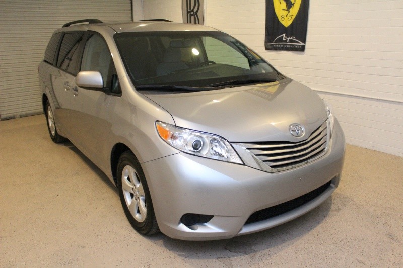 2015 Toyota Sienna 5dr 7-Pass Van LE AAS FWD (Natl)
