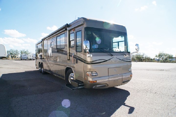 2005 Country Coach INTRIGUE 40