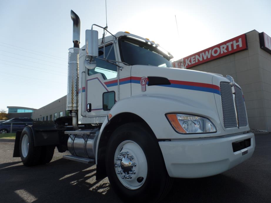 2009 Kenworth T370  Conventional - Day Cab