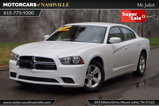 2013 Dodge Charger 4dr Sedan SE RWD