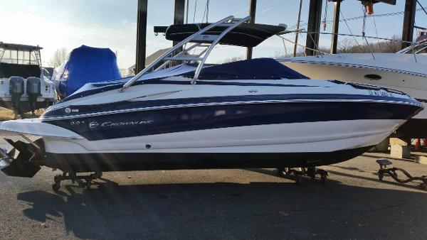 2009 Crownline 260 LS