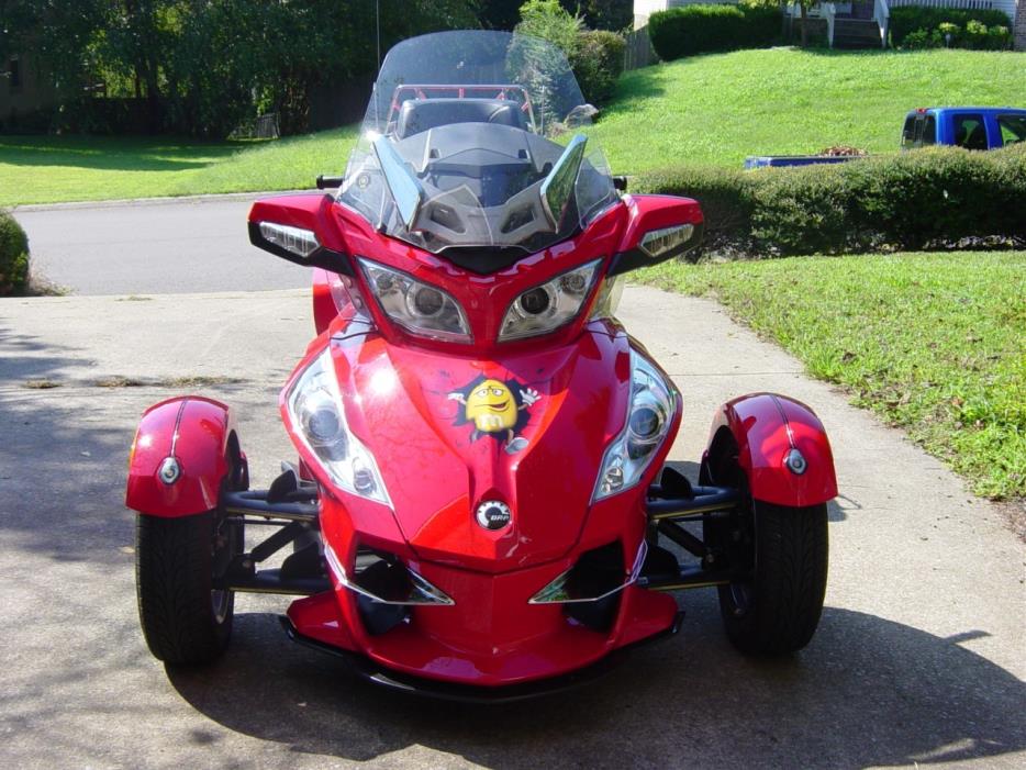 2014 Can-Am Select Model