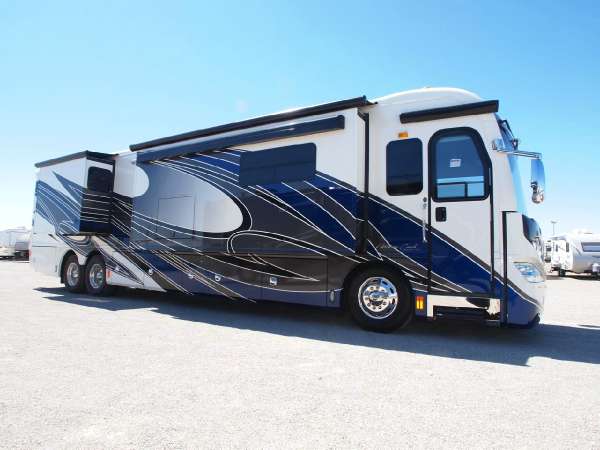 2016  American Coach  Revolution 42G