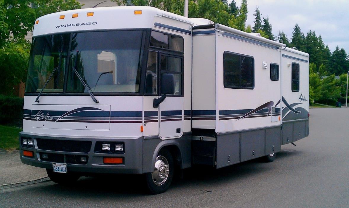 1999 Winnebago ADVENTURER 33B