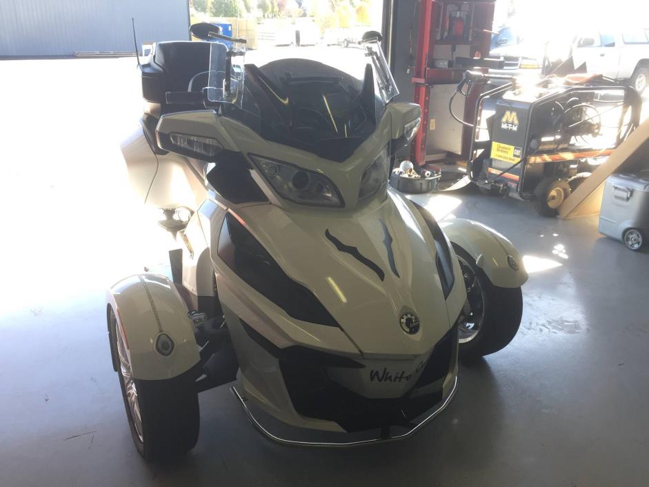 2011 Can-Am SPYDER RT SE5