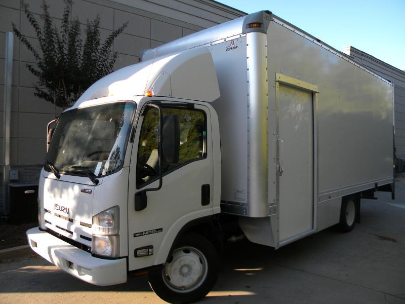 2009 Isuzu Npr  Box Truck - Straight Truck