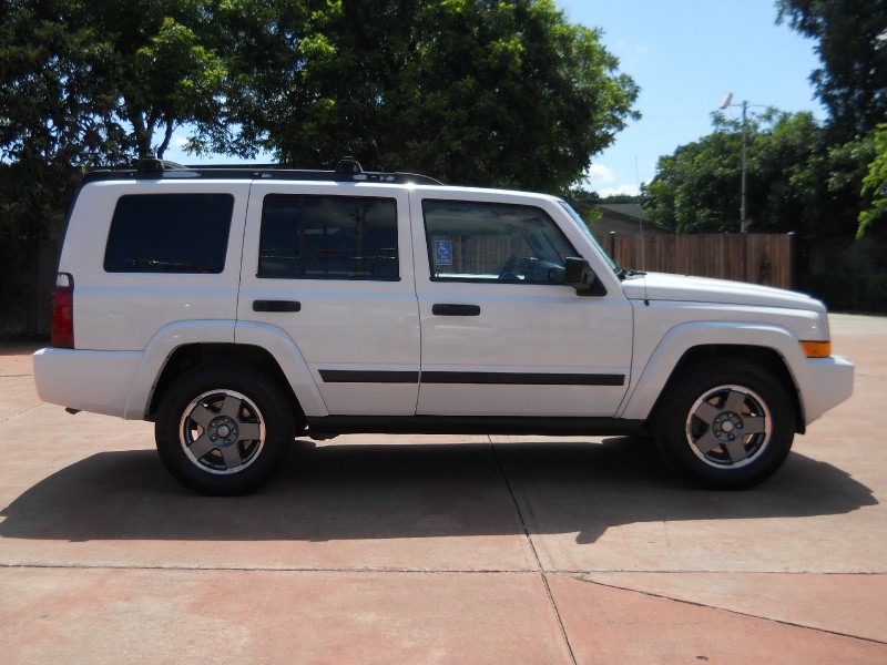 2008 Jeep Commander * Like New * Price Reduced to $8950