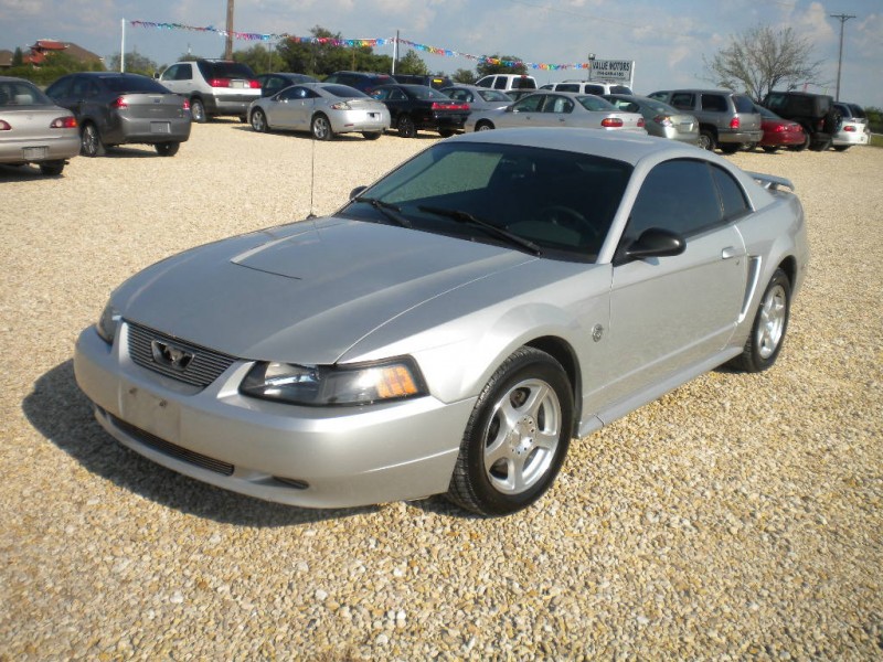2004 Ford Mustang 2dr Cpe