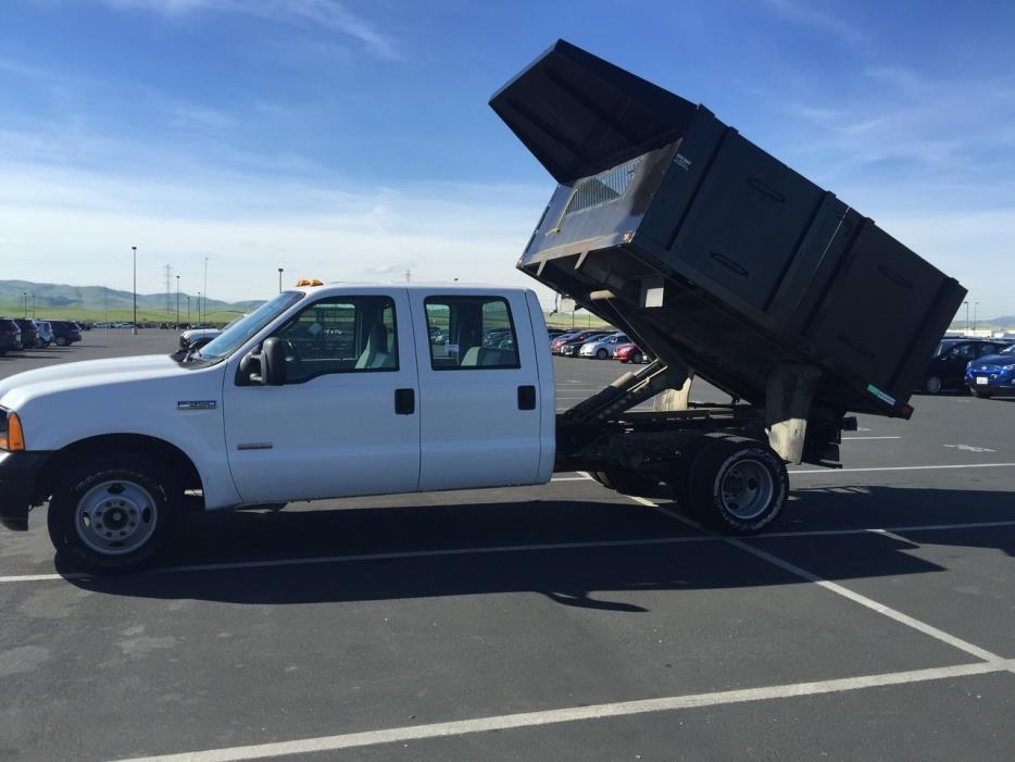 2005 Ford F350  Contractor Truck