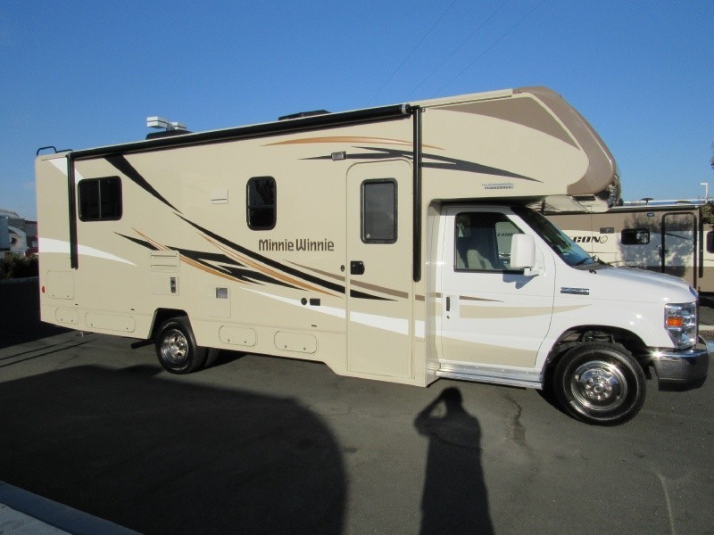 Winnebago Minnie Winnie 27Q