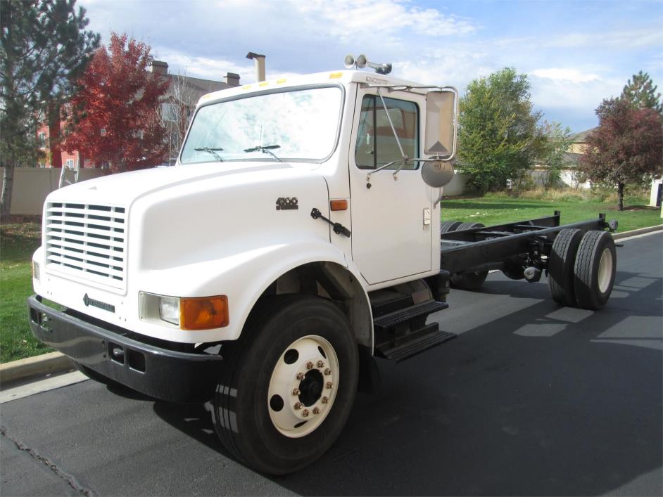 2001 International 4900  Cab Chassis