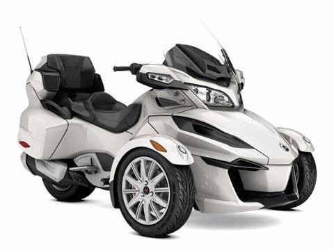 2017 Can-Am Spyder RT SE6